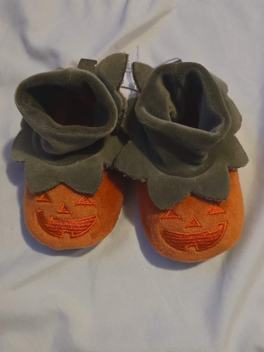 Baby Pumpkin Jack-O'-Lantern Booties - Orange & Green